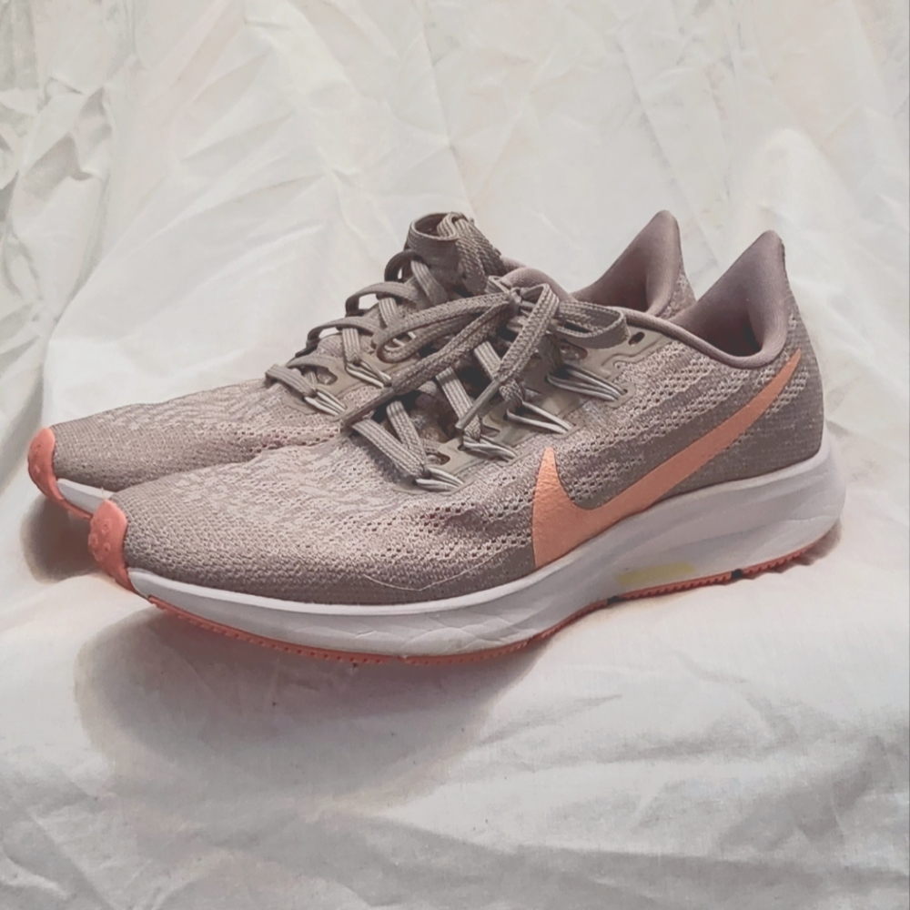 Nike Zoom Pegasus 35 Running Shoes